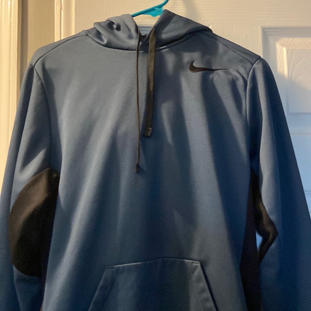Nike sweatshirt